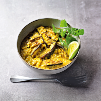 Smoked aubergine, lentil & coconut curry